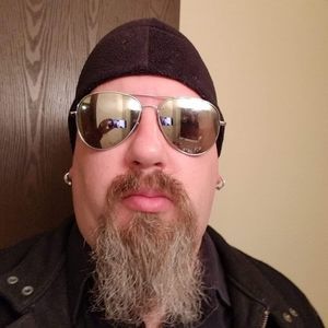 Meet your Posher, Nicholas